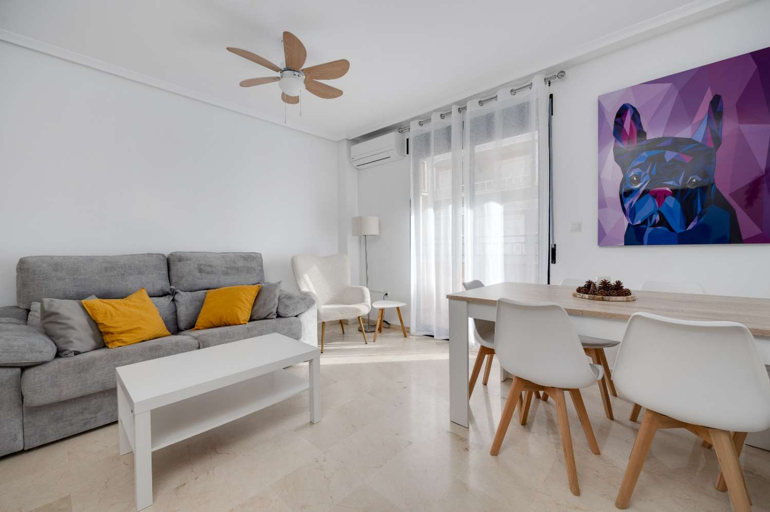 Apartamento reformado cerca del mar