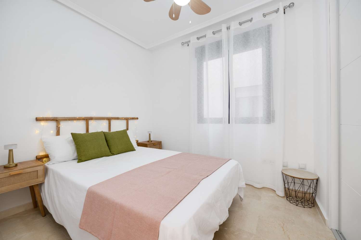 Apartamento reformado cerca del mar